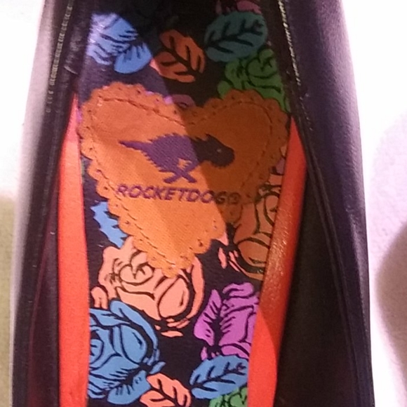 Heels - Picture 2 of 3